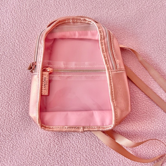 Lancôme rose gold mini backpack / makeup bag 🎀 - Picture 3 of 4